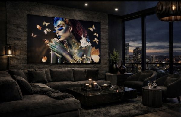  Butterfly lady 90cm x 150cm